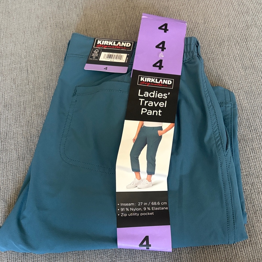 Kirkland Signature Ladies' Travel Pant in Teal